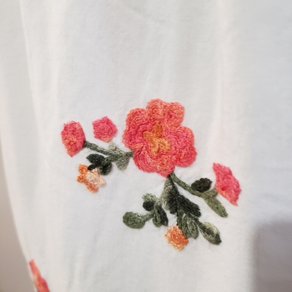 Maurice Womens XS Embroidered Boho Peasant Top Cold Shoulder White Ruffle Sleeve - Picture 5 of 8